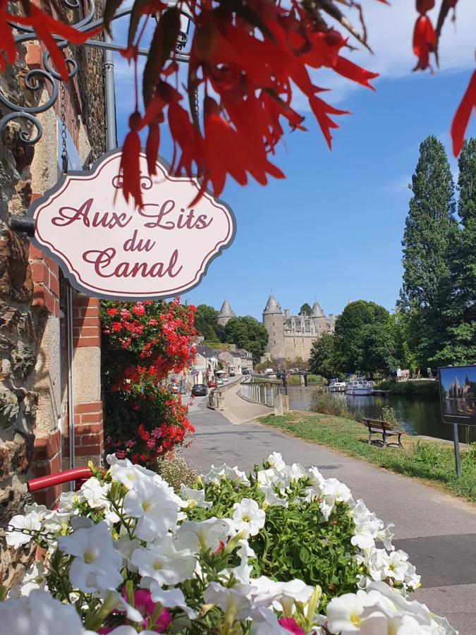 Aux Lits Du Canal Josselin Exteriör bild